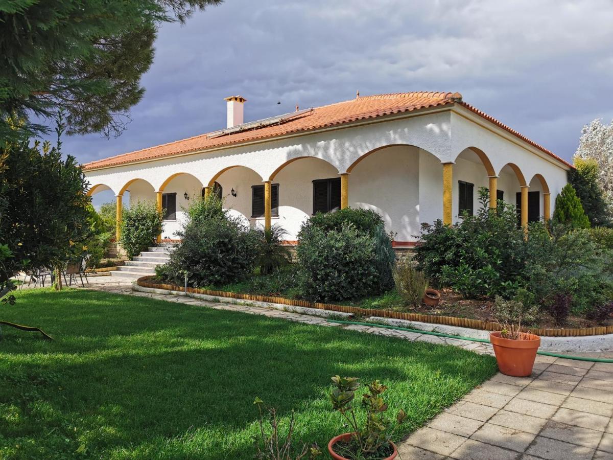 Casa Das Portas Azinhaga Exterior photo